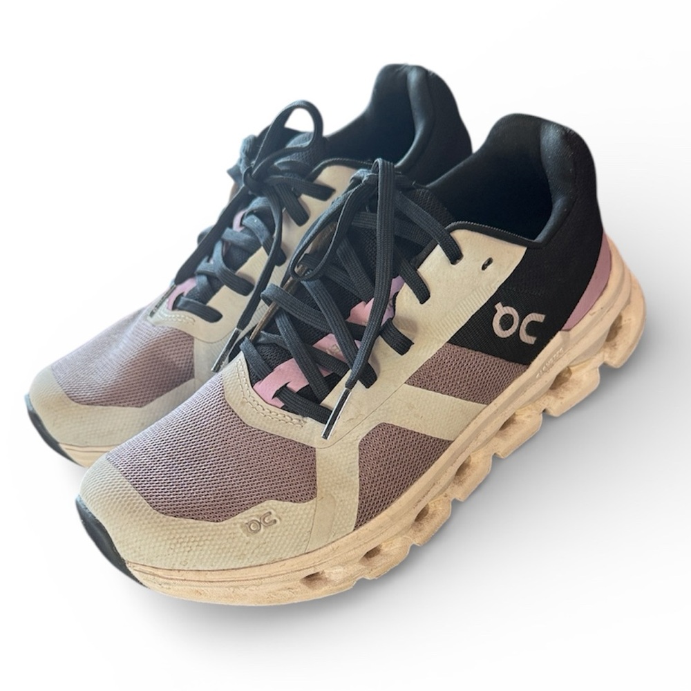 On Running Women’s Cloud Sneakers – Beige/Mauve/Black – Size 7.5